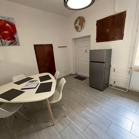 Ferienwohnung Chez Sonou , Nimes Centre Exterior foto